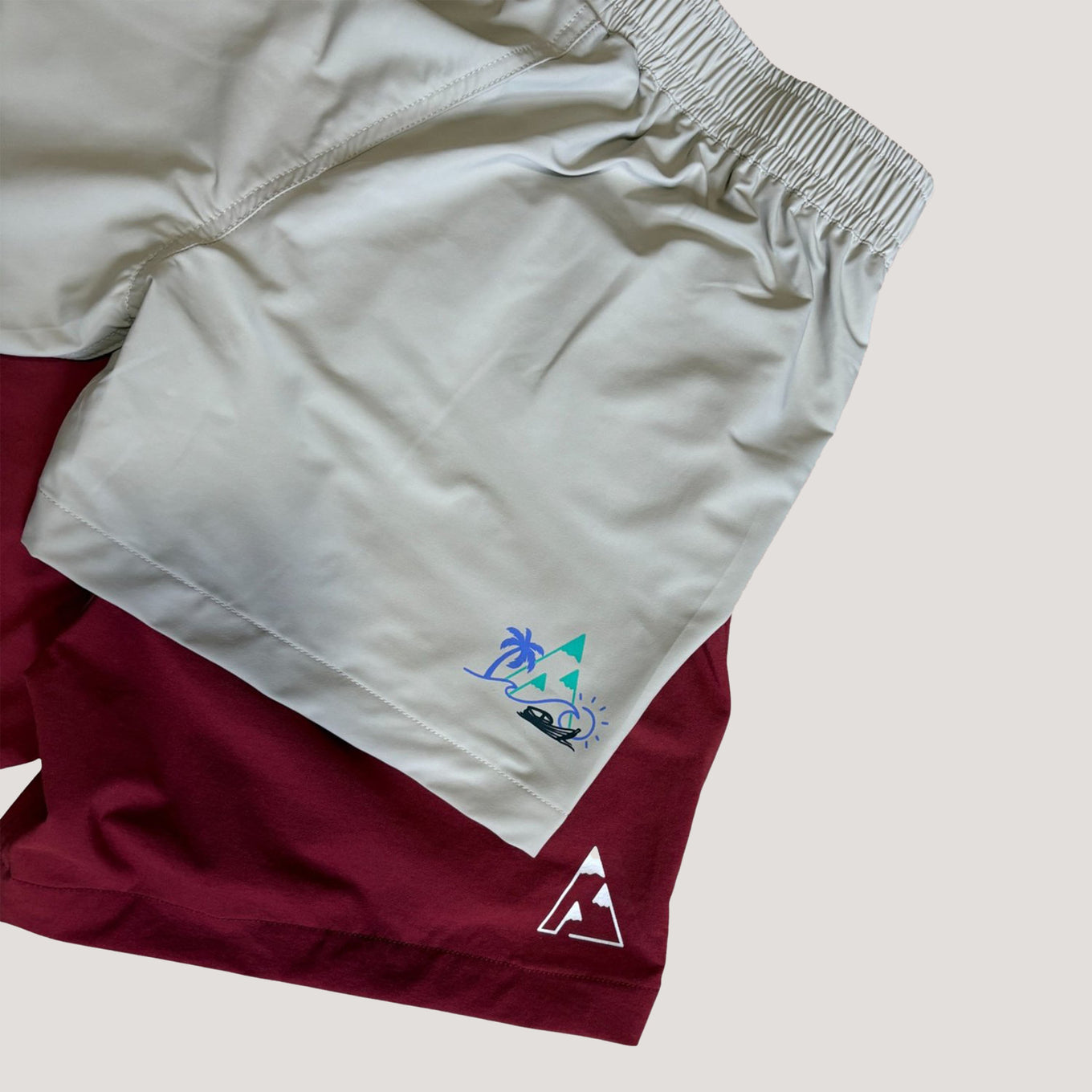 Shorties SG60 Bundle - Bone and Badami Red + Free Sticker Pack